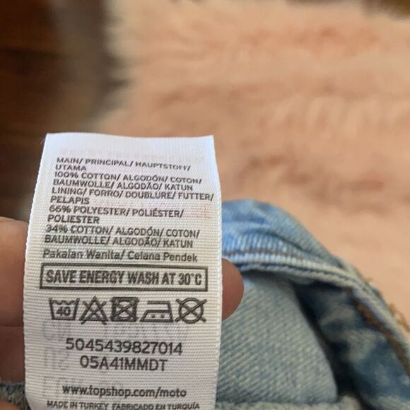 TopShop Mom Moto Distressed Cutoff Shorts - Picture 10 of 11